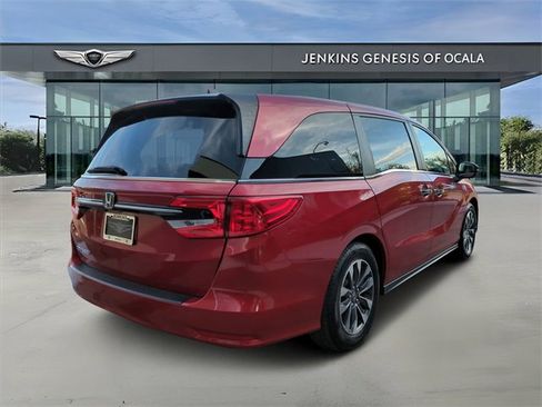 Used 2023 Honda Odyssey EX-L image 3