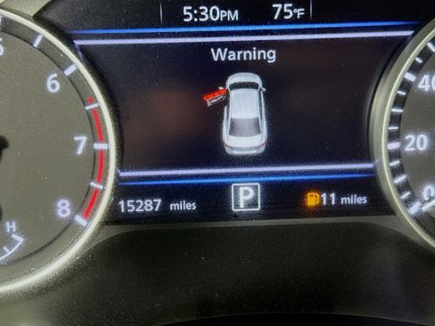 Used 2025 Nissan Sentra SV image 16