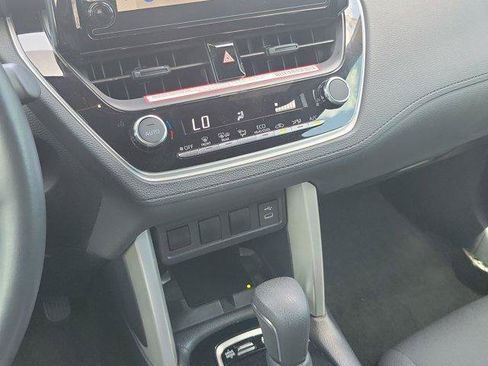 Used 2024 Toyota Corolla Cross AWD Hybrid image 28