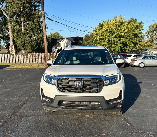 Used 2023 Honda Passport EX-L image 2