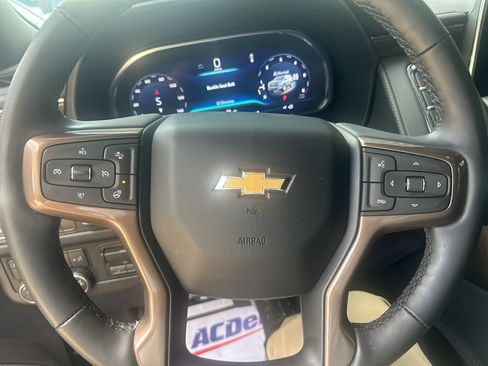 Used 2024 Chevrolet Tahoe High Country AWD/4WD image 26