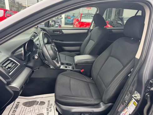 Used 2019 Subaru Outback 2.5i Premium AWD/4WD image 10