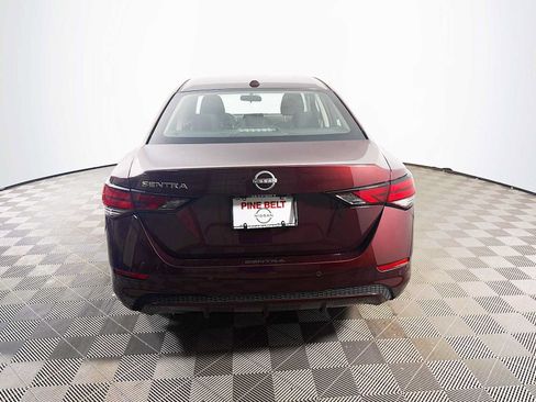 Used 2025 Nissan Sentra SV FWD image 5