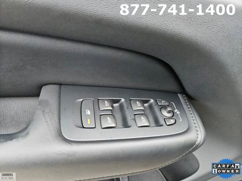 Certified 2025 Volvo XC60 B5 Core image 17