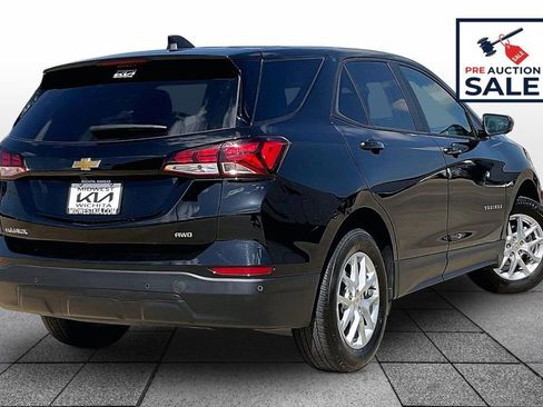Used 2024 Chevrolet Equinox LS w/ LS Convenience Package AWD/4WD image 13