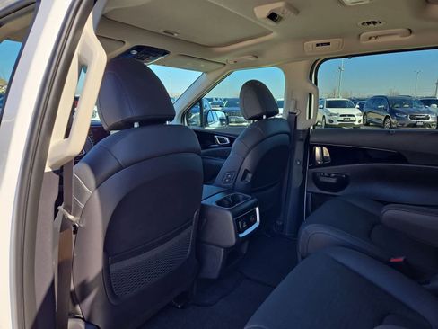 Certified 2026 Kia Carnival SX Prestige image 17