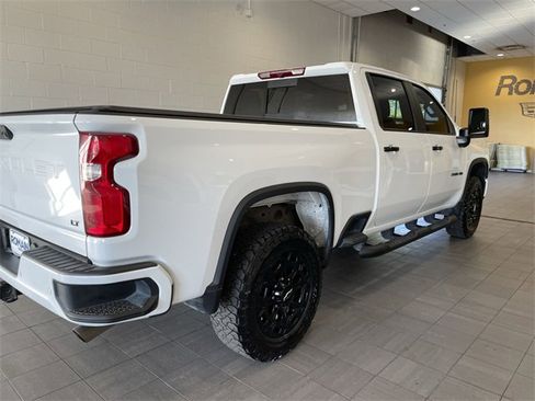 Used 2024 Chevrolet Silverado 2500 LT w/ Z71 Sport Edition image 5