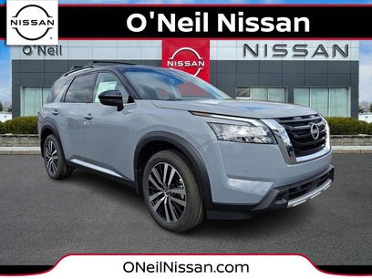 New 2025 Nissan Pathfinder Platinum w/ Cargo Package