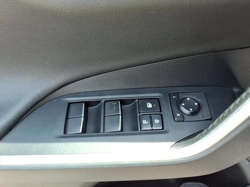 Used 2019 Toyota RAV4 XSE w/ Carpet Mat Package AWD/4WD image 20