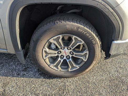 Used 2025 GMC Sierra 1500 SLT RWD image 11