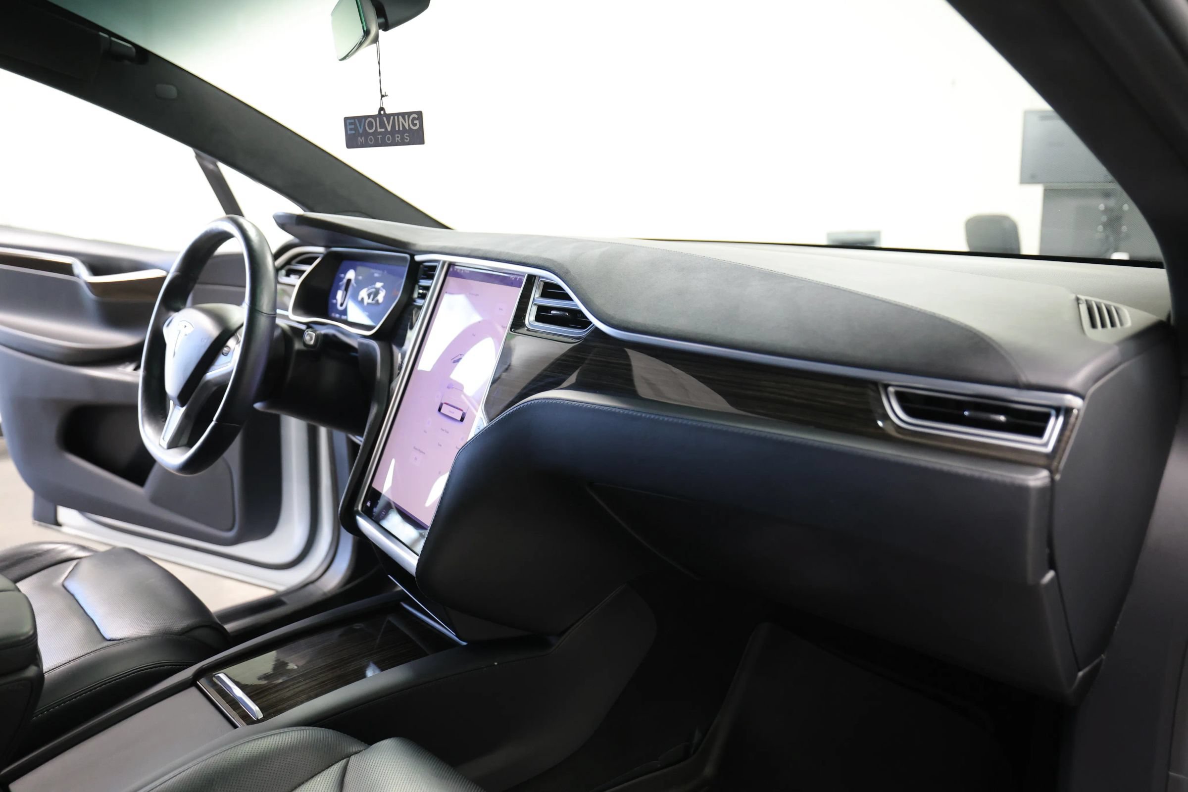 Used 2016 Tesla Model X 90D AWD/4WD image 38