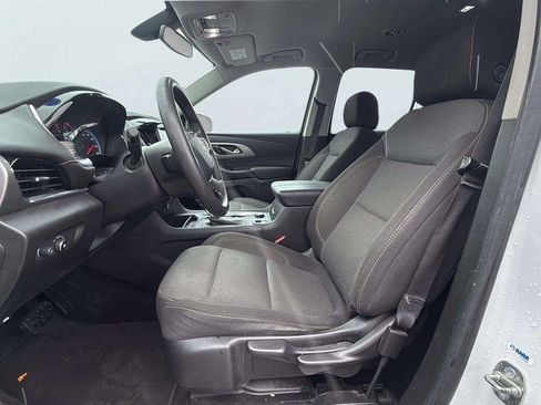 Used 2020 Chevrolet Traverse LS image 15