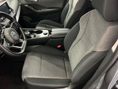 Used 2021 Nissan Rogue SV AWD/4WD image 9