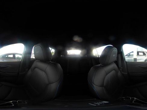 Used 2025 Buick Envista Sport Touring image 40