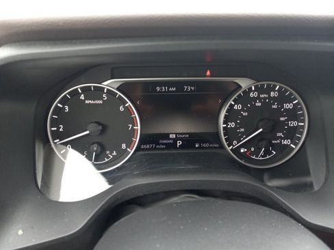 Used 2022 Nissan Rogue SV FWD image 6