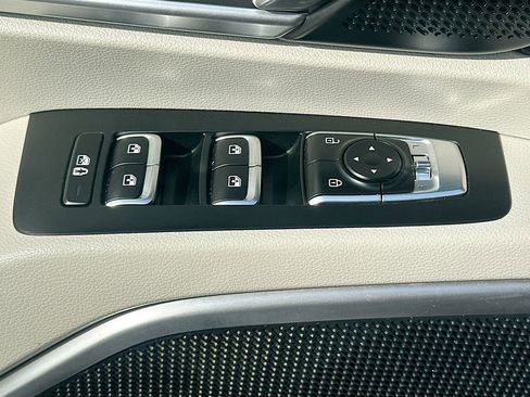 Used 2024 Kia Telluride S w/ S Sunroof Package FWD image 18