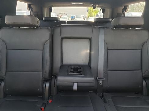 Used 2022 Chevrolet Tahoe LT AWD/4WD image 14