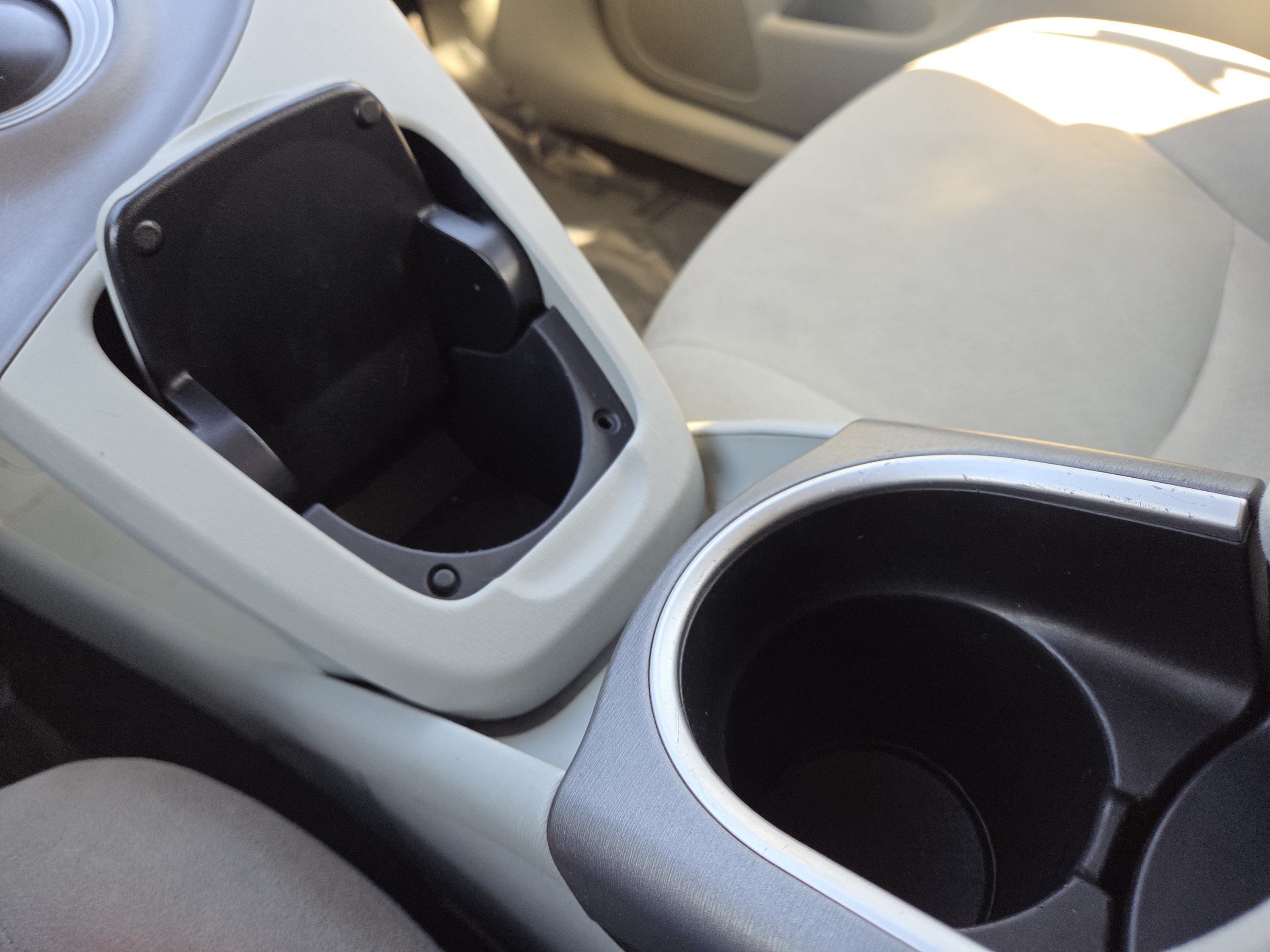 Used 2015 Toyota Prius Three FWD image 32