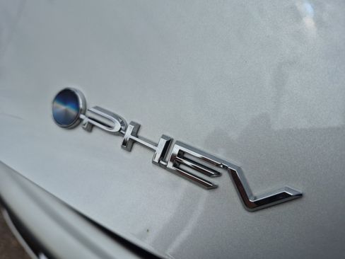 Used 2026 Toyota Prius Plug-In Hybrid FWD image 22