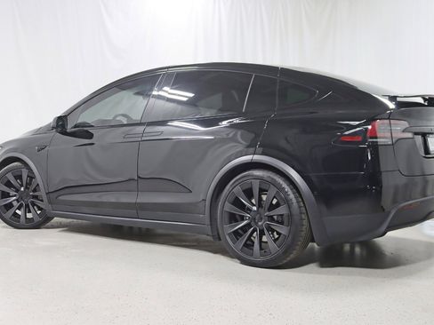 Used 2022 Tesla Model X Plaid image 10
