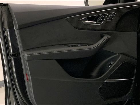 Used 2024 Audi SQ8 Premium Plus AWD/4WD image 24