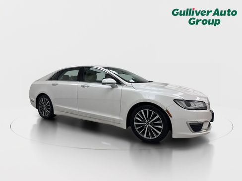 Used 2017 Lincoln MKZ Premiere AWD/4WD image 12