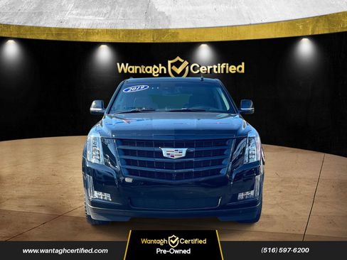 Used 2019 Cadillac Escalade Luxury w/ Escalade Sport Edition image 2