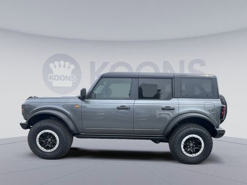 New 2025 Ford Bronco Badlands w/ Sasquatch Package AWD/4WD image 7