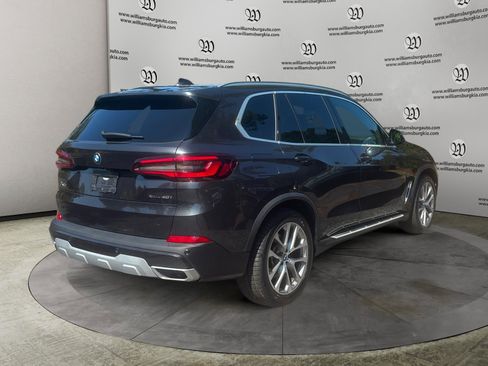 Used 2022 BMW X5 xDrive40i w/ Premium Package image 5