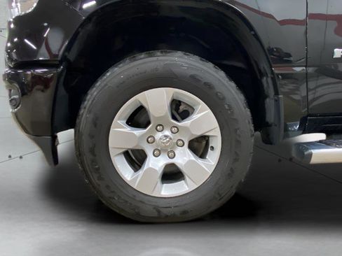 Used 2022 RAM 1500 Big Horn AWD/4WD image 35