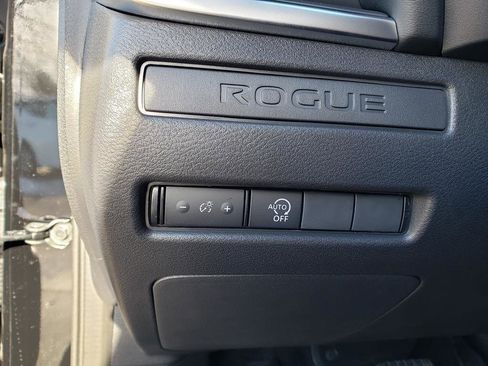Used 2026 Nissan Rogue S image 30