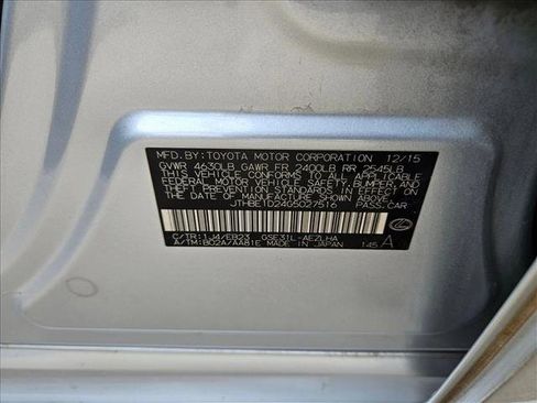 Used 2016 Lexus IS 350 image 26