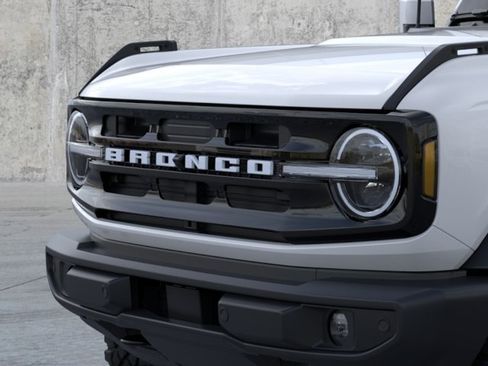 New 2026 Ford Bronco Outer Banks w/ Sasquatch Package AWD/4WD image 19