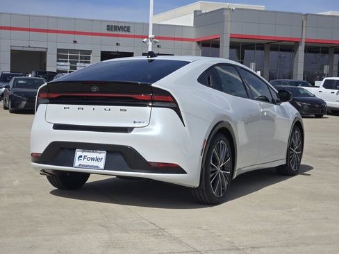 New 2026 Toyota Prius XLE image 4