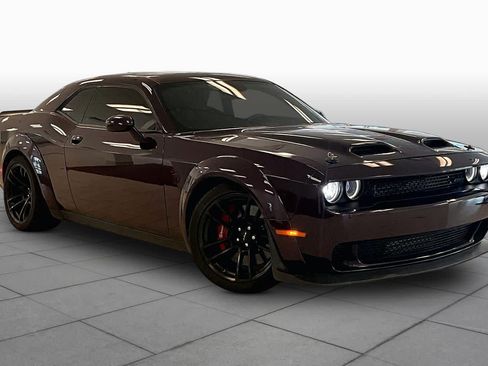 Used 2020 Dodge Challenger SRT Hellcat Redeye RWD image 2