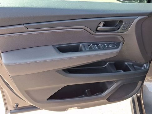 Used 2022 Honda Odyssey EX-L image 11