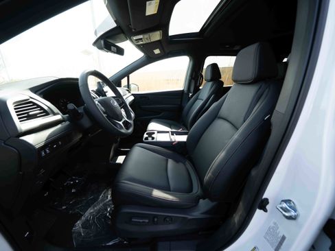 New 2026 Honda Odyssey Sport-L image 9