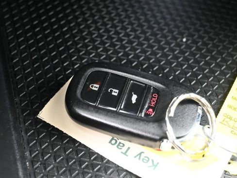 Used 2024 Honda CR-V LX image 16