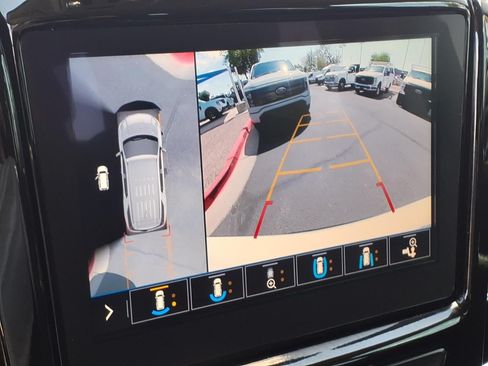Used 2020 Chevrolet Traverse Premier w/ Redline Edition FWD image 30