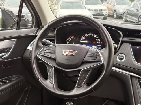 Used 2019 Cadillac XT5 Luxury AWD/4WD image 35