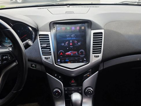 Used 2012 Chevrolet Cruze LTZ FWD image 19