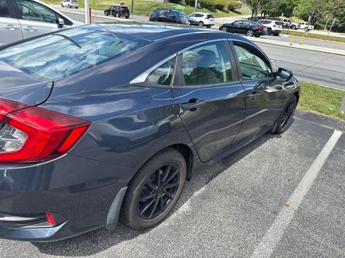 Used 2018 Honda Civic LX image 3