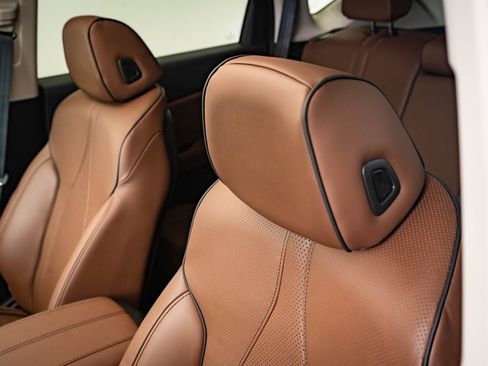 Certified 2025 Acura RDX SH-AWD w/ Advance Package image 22