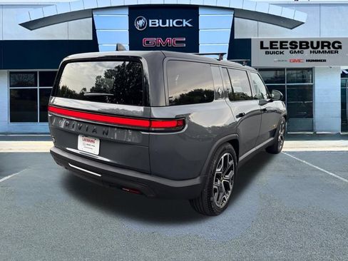 Used 2025 Rivian R1S Premium AWD/4WD image 7