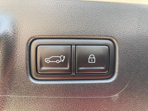 Used 2025 Hyundai Santa Fe Limited FWD image 46
