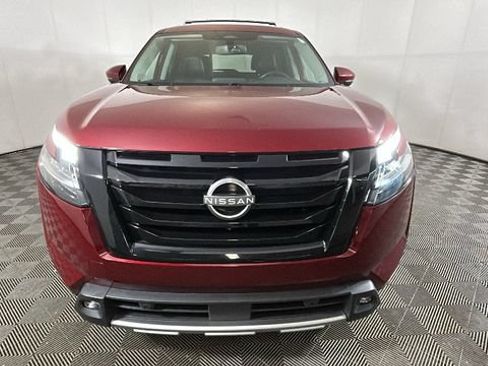 Used 2022 Nissan Pathfinder SL w/ SL Premium Package AWD/4WD image 7