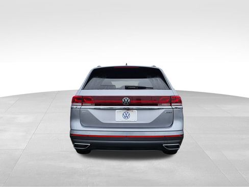New 2026 Volkswagen Atlas SE image 5