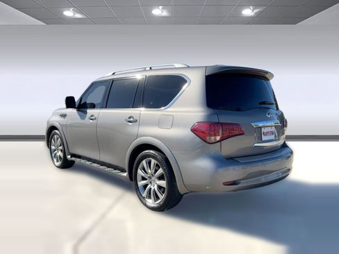 Used 2014 INFINITI QX80 2WD w/ Deluxe Touring Package image 3