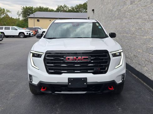 Used 2025 GMC Acadia AT4 w/ Luxury Package AWD/4WD image 8