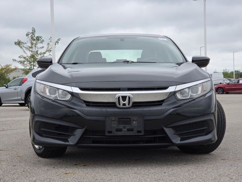 Used 2018 Honda Civic LX image 9
